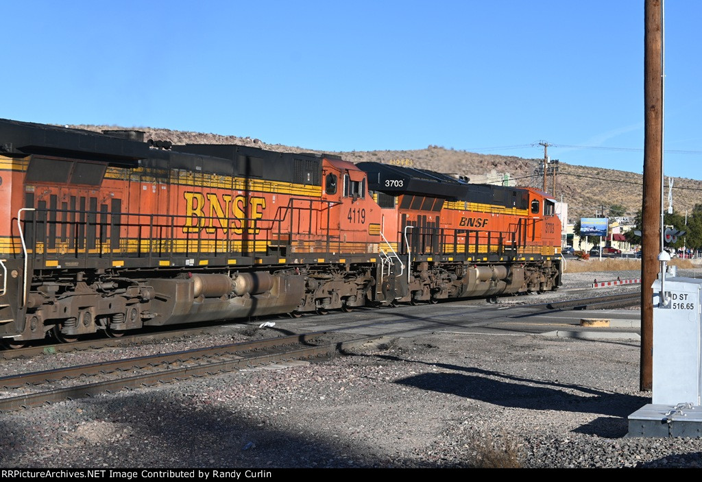 BNSF 3703 East